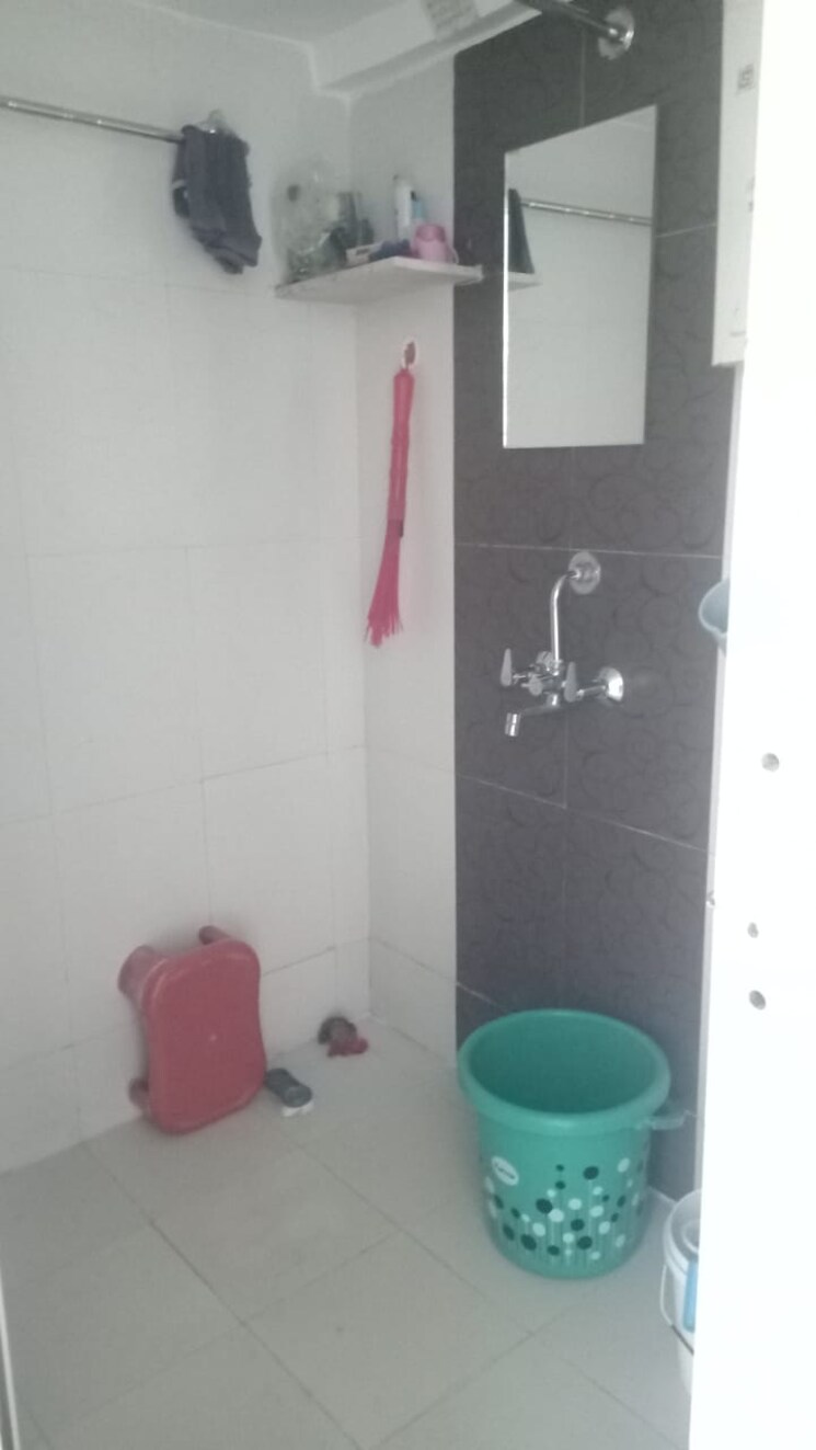 Bathroom, jail road 4 Bedroom 1400 Sq.Ft. Independent House In Jail Road Nashik 8941120