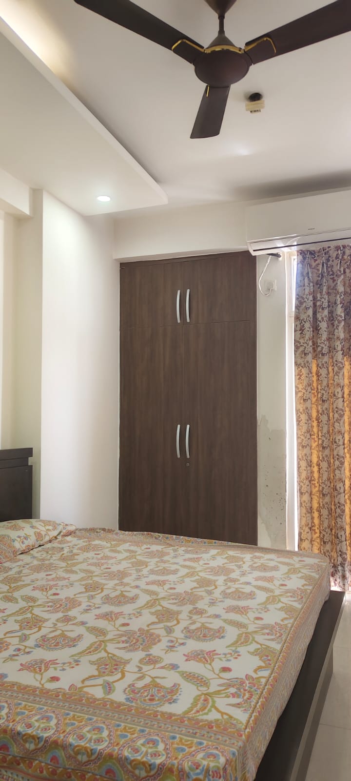 3 BHK 999 Sq.Ft. Apartment in Ajnara Pride