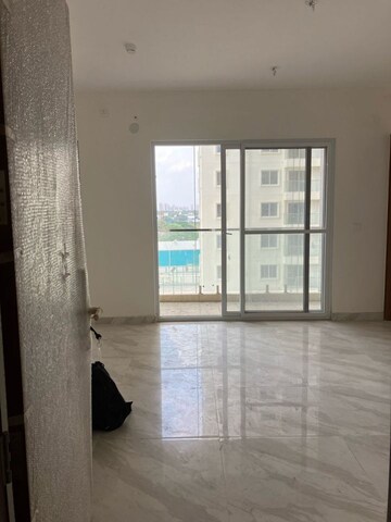 Room in 3 BHK Apartment at Concorde Auriga, Kr Puram – for Sale