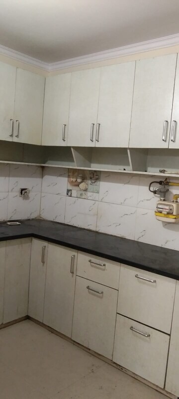 Kitchen in 3 BHK Builder Floor at Kishangarh – for Rent