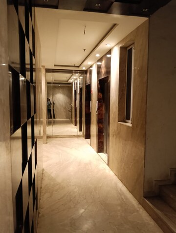 Lift in 3 BHK Apartment at Bhoomi Gobind Bhavan, Khar West – for Rent