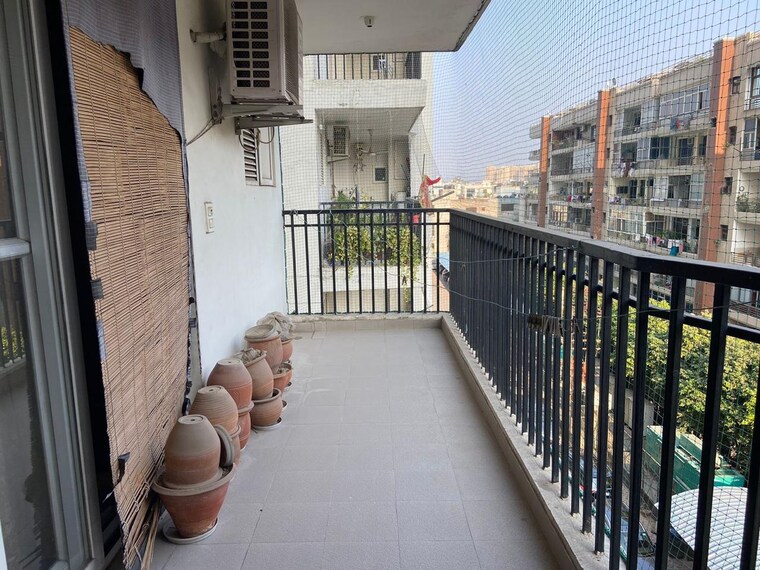Balcony, paradigm-business-hermitage-park 3 Bedroom 1500 Sq.Ft. Apartment In Dhakoli Zirakpur 8940964