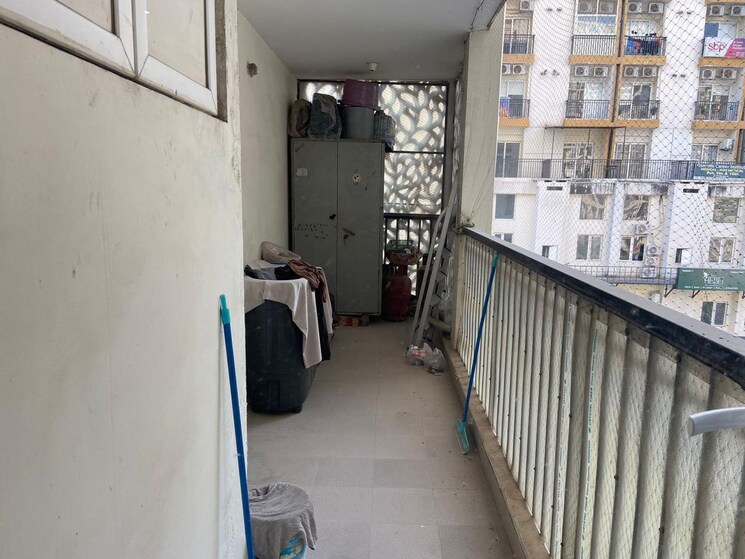 Balcony, paradigm-business-hermitage-park 3 Bedroom 1500 Sq.Ft. Apartment In Dhakoli Zirakpur 8940964