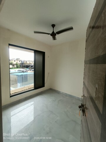 Bedroom in 2 BHK Apartment at Mahape – for Rent