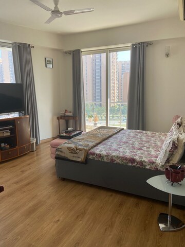 Bedroom in 3 BHK Apartment at DLF The Crest, Sector 54 – for Rent