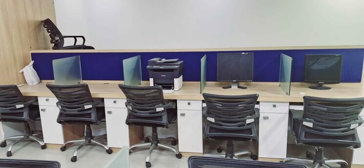 Team Area, scheme 140 Commercial Office Space 2150 Sq.Ft. In Scheme 140 Indore 8940944