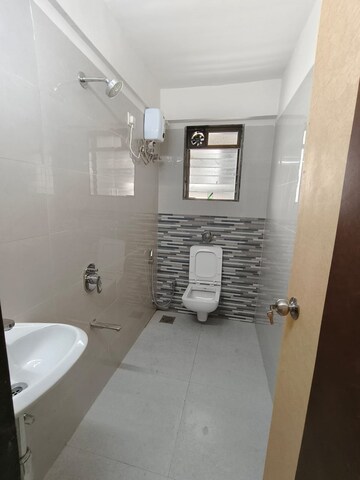 Master Bedroom in 2 BHK Apartment at Luke Tower, Jogeshwari West – for Rent