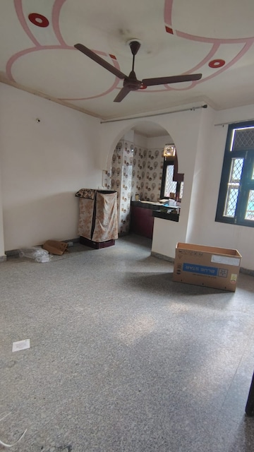 Living Room in 1 BHK Builder Floor at Dwarka Mor – for Rent