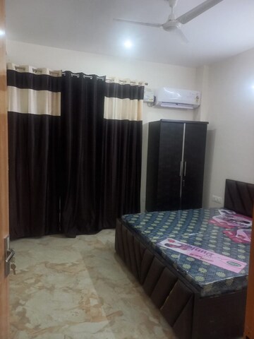 Bedroom in 4 BHK Builder Floor at MVL IPark, Sector 15 – for Rent