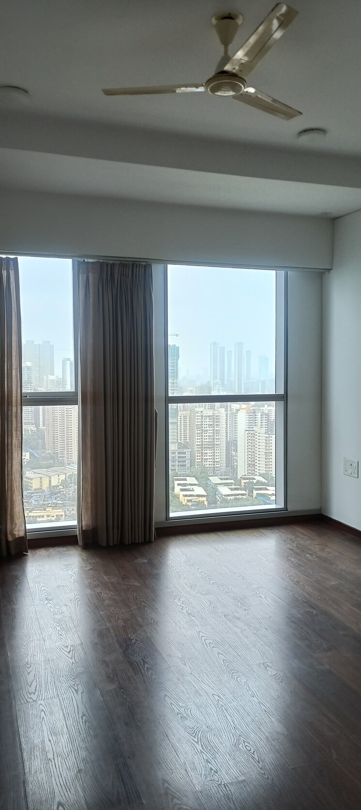 Room, bombay-realty-one-icc 4 Bedroom 2800 Sq.Ft. Apartment In Wadala Mumbai 8941236