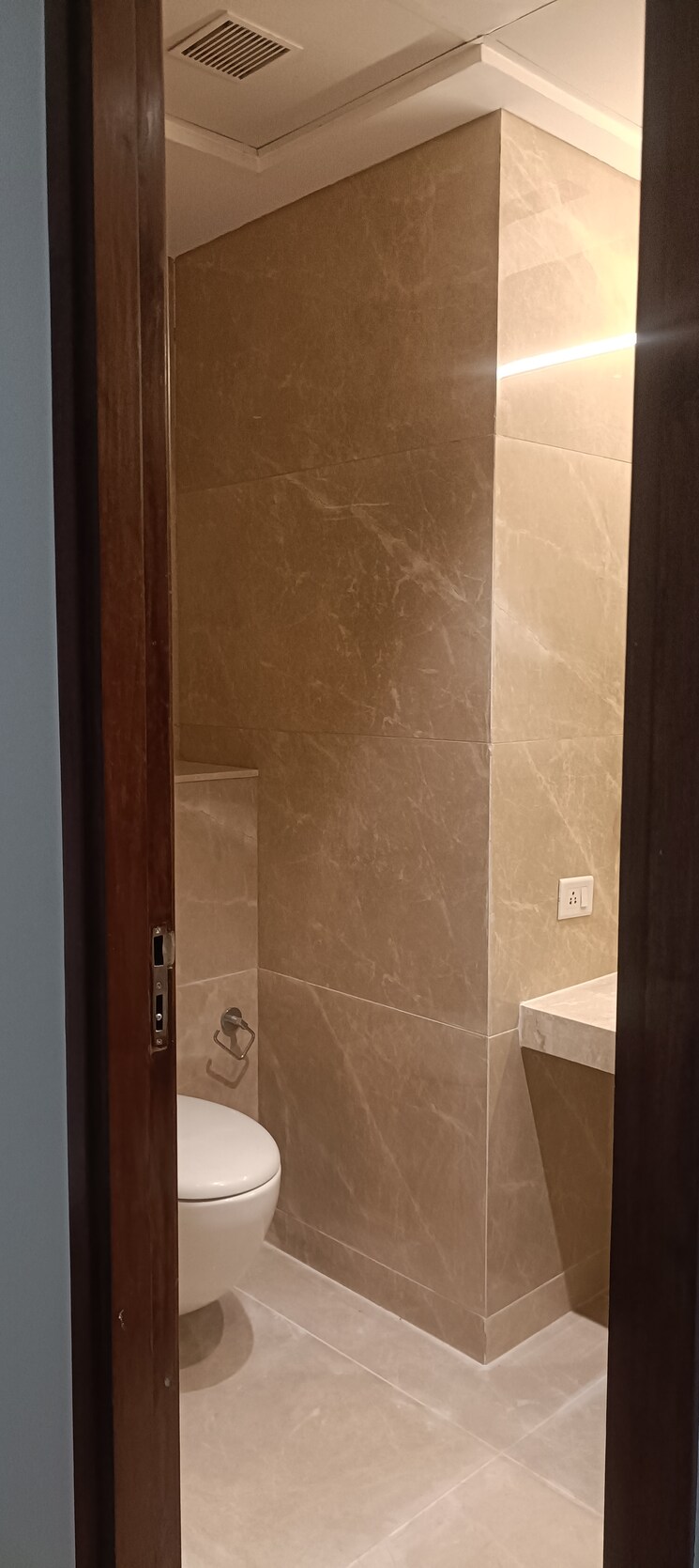 Bathroom, bombay-realty-one-icc 4 Bedroom 2800 Sq.Ft. Apartment In Wadala Mumbai 8941236