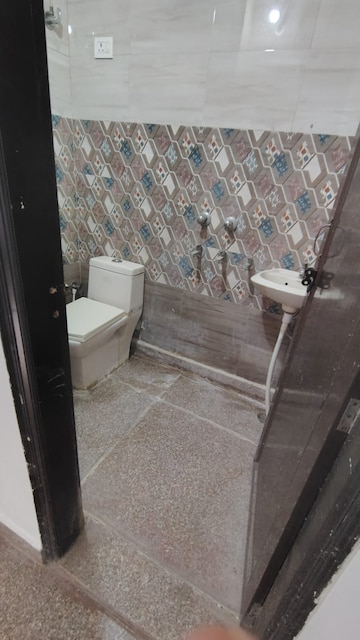Bathroom in 2 BHK Builder Floor at Dwarka Mor – for Rent