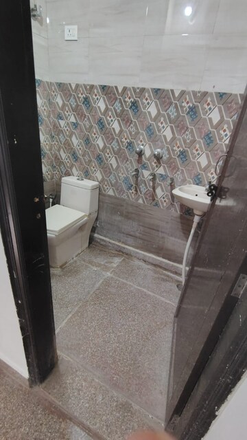 Bathroom in 2 BHK Builder Floor at Dwarka Mor – for Rent