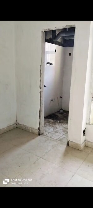 Bathroom in 3 BHK Apartment at Vashisht Heights, Sector 87 – for Sale