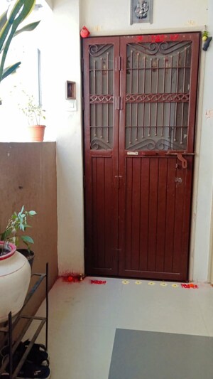 Furnished Amenities in 1.5 BHK Apartment at Jail Road – for Sale