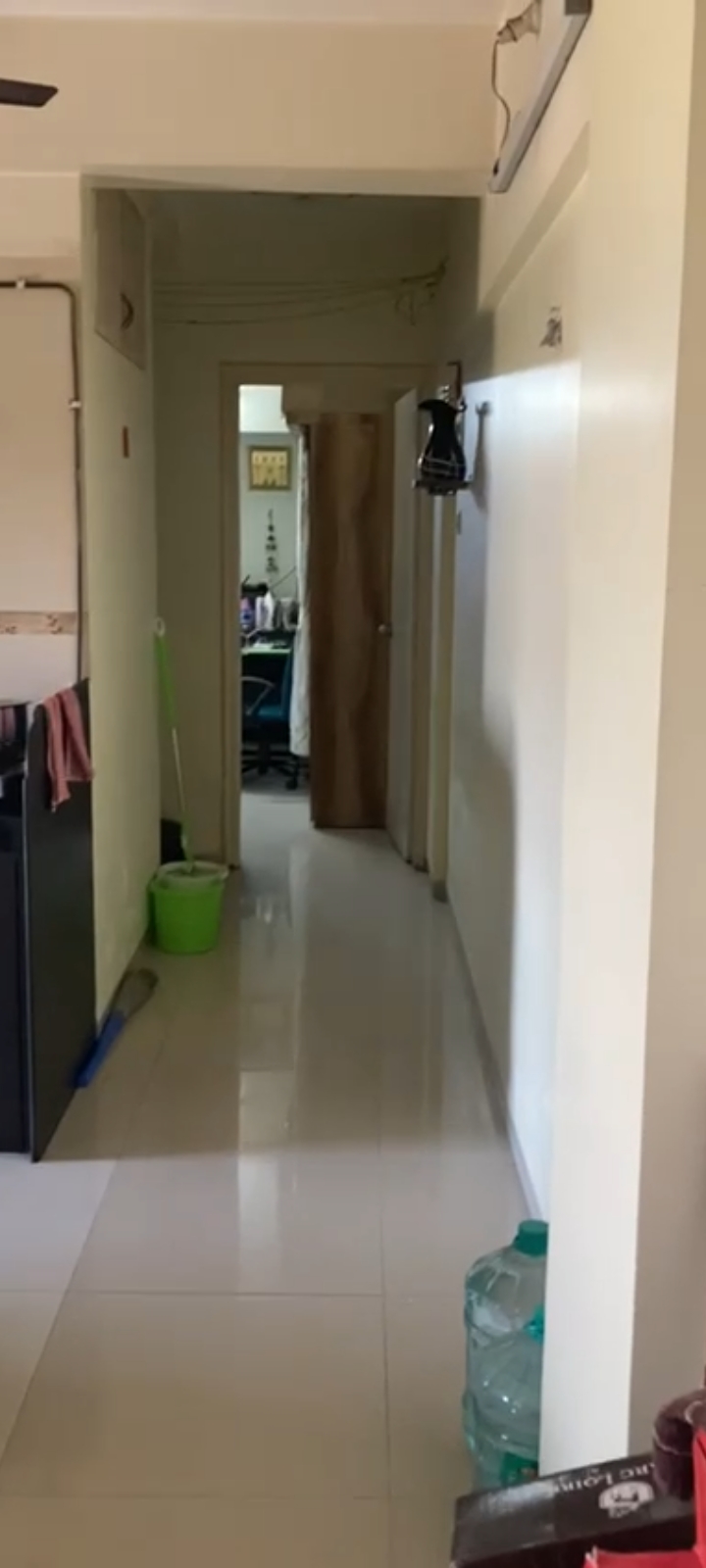 1 BHK + Extra Room Apartment For Rent in Parel Chsl