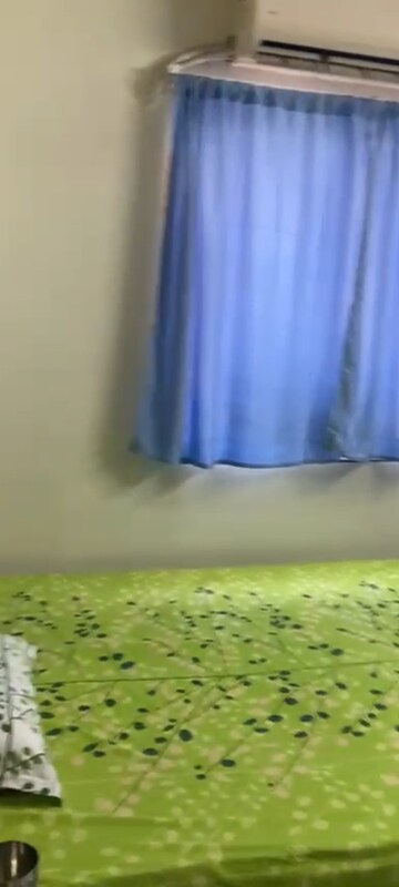 Bedroom in 1 BHK Apartment at Parel – for Rent