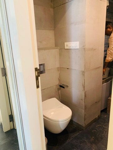 Bathroom in 3 BHK Apartment at Hiranandani Estate Rodas Enclave, Hiranandani Estate – for Rent
