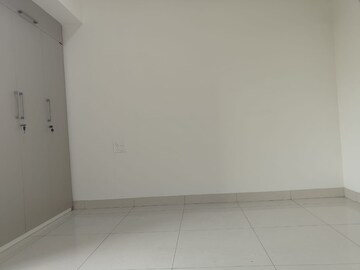 Room in 2 BHK Apartment at Godrej City, Poyanje – for Rent