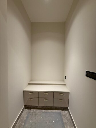 https://img.squareyards.com/secondaryPortal/IN_638878514179712933-1107250523372337.jpg Cover Image
