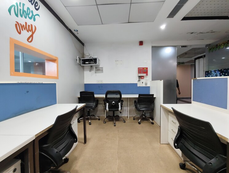 Team Area, ithums-62 Commercial Office Space 750 Sq.Ft. In Sector 62 Noida 8941375