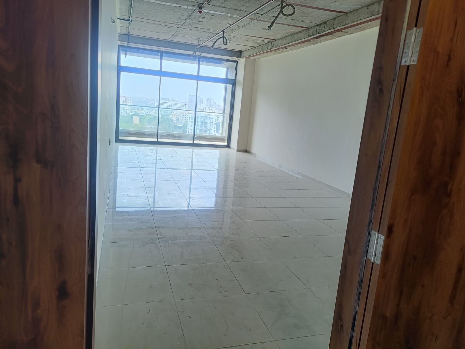 Office Space For Rent in Solitaire Business Hub