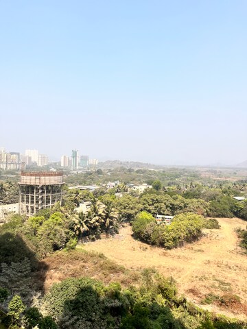 Plot Area in 2 BHK Apartment at Vijay Orovia, Hiranandani Estate – for Rent