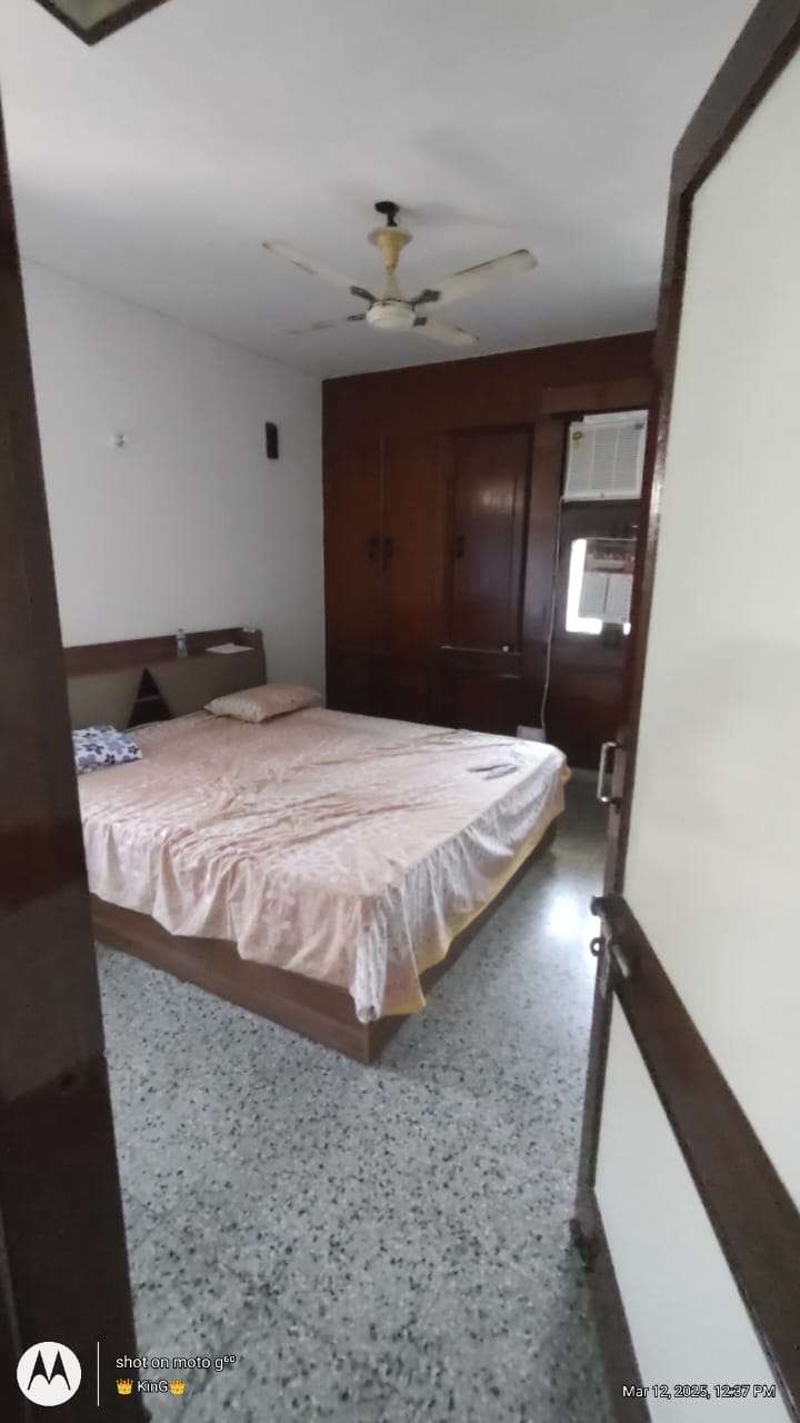 3 BHK + Extra Room Apartment For Rent in Patparganj