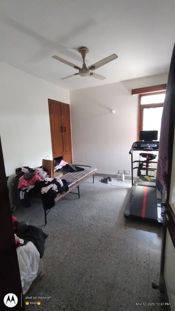 Living Room in 3 BHK Apartment at Patparganj – for Rent