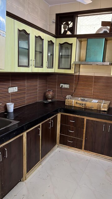 Kitchen in 3 BHK Builder Floor at Old Rajinder Nagar – for Rent