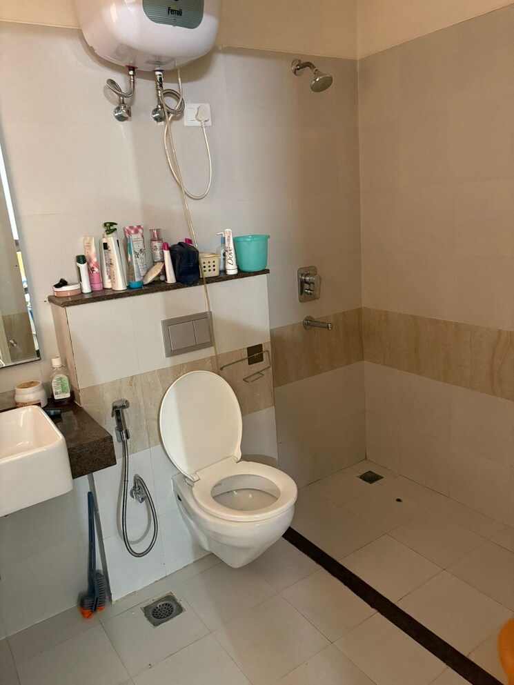 Master Bedroom, m3m-marina 3 Bedroom 1900 Sq.Ft. Apartment In Sector 68 Gurgaon 8941568