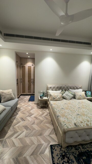 Bedroom in 4 BHK Apartment at Suncity Platinum Towers, Sector 28 – for Sale
