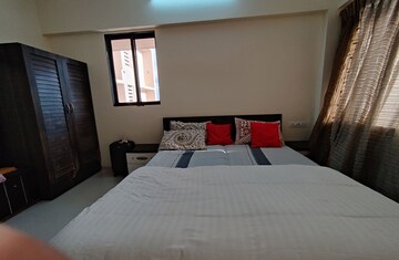 Room in  Pg at Kandivali West – for Rent