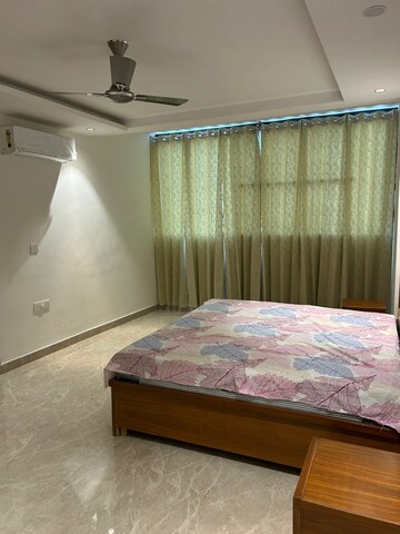 Bedroom in 3 BHK Builder Floor at Unitech South City II, Sector 50 – for Rent