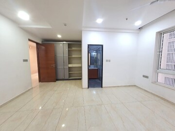 Room in 3 BHK Apartment at My Home Bhooja, Hi Tech City – for Rent