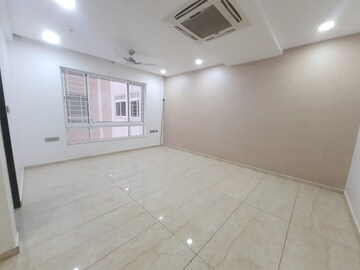 Room in 3 BHK Apartment at My Home Bhooja, Hi Tech City – for Rent