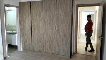 Room in 4 BHK Apartment at DLF New Town Heights I, Sector 90 – for Rent