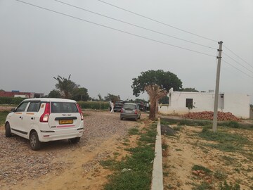  Plot For Sale in Jattari
