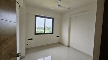 Room in 2 BHK Apartment at Shela – for Rent