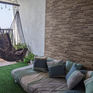 Living Room in 3 BHK Apartment at Nipania – for Rent