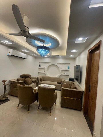 Master Bedroom in 1 BHK Builder Floor at Saket – for Rent