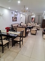 4 BHK 418 Sq.Yd. Builder Floor in Sushant Lok I