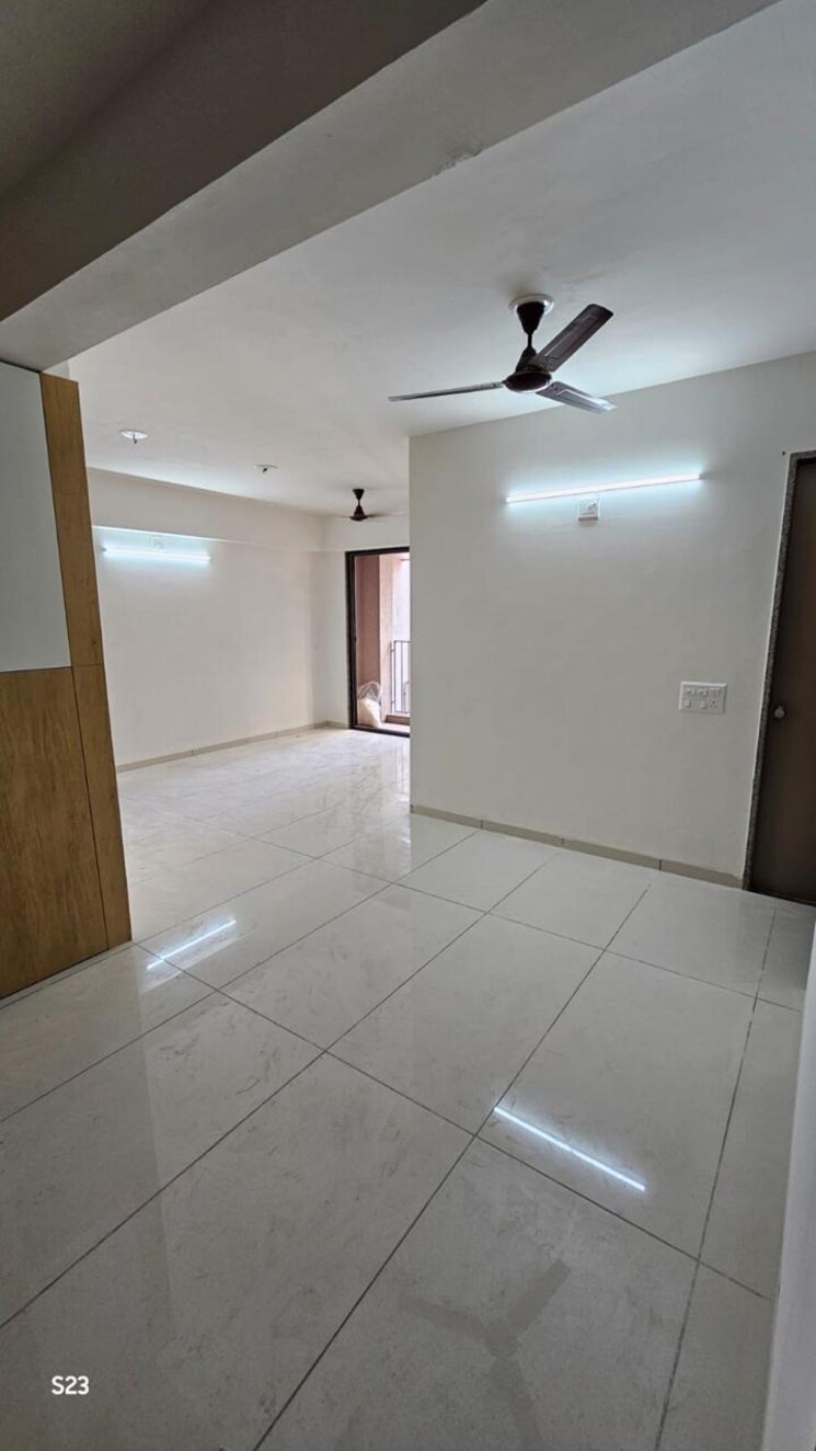 Room, kavisha-atria 3 Bedroom 927 Sq.Ft. Apartment In Shela Ahmedabad 8942059