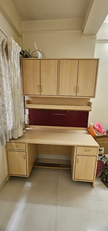 Furnished Amenities in 3 BHK Apartment at Swojas Shilpa, Erandwane – for Rent