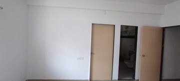 Room in 3 BHK Apartment at Shela – for Rent