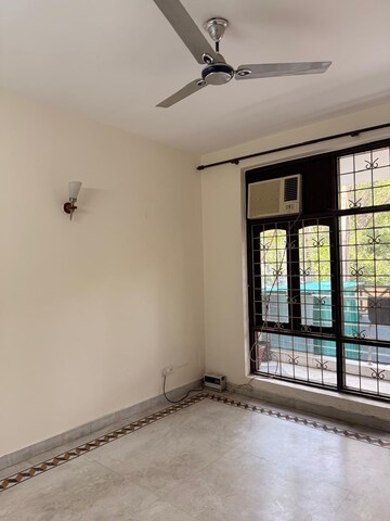 Room in 3 BHK Builder Floor at Gulmohar Park – for Rent