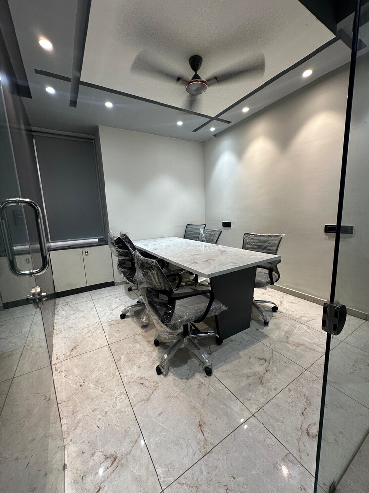 Team Area, sindhu bhavan road Commercial Office Space 1410 Sq.Ft. In Sindhu Bhavan Road Ahmedabad 8942365