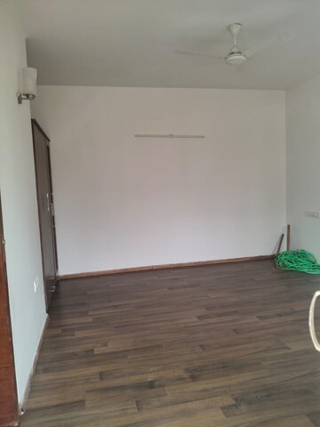 Room in 4 BHK Villa at Parkway Tivoli Apartment, Whitefield – for Rent