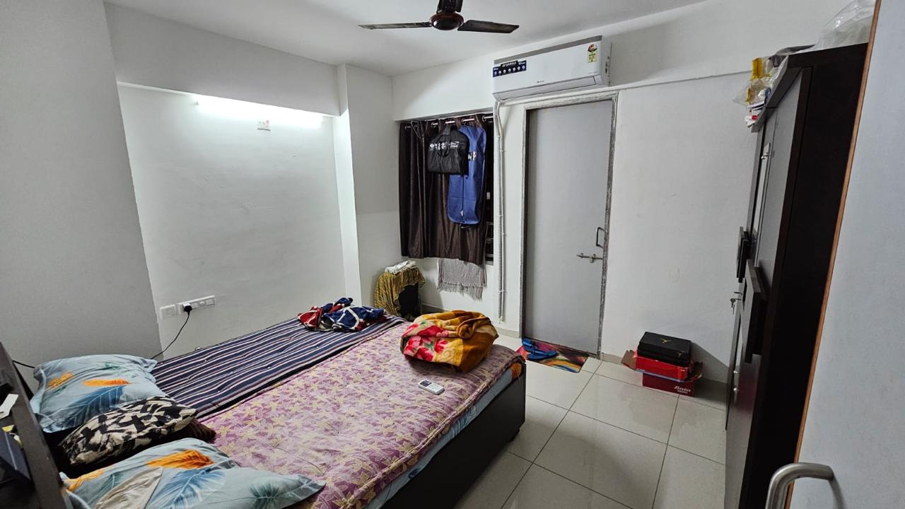 2 BHK + Pooja Room 1069 Sq.Ft. Apartment in Goyal Orchid Blues