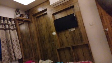 Furnished Amenities in 3 BHK Apartment at Sp Ring Road – for Rent